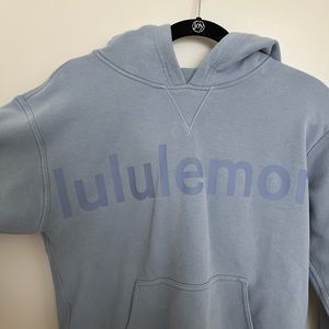 Lululemon periwinkle sweatshirt size 6